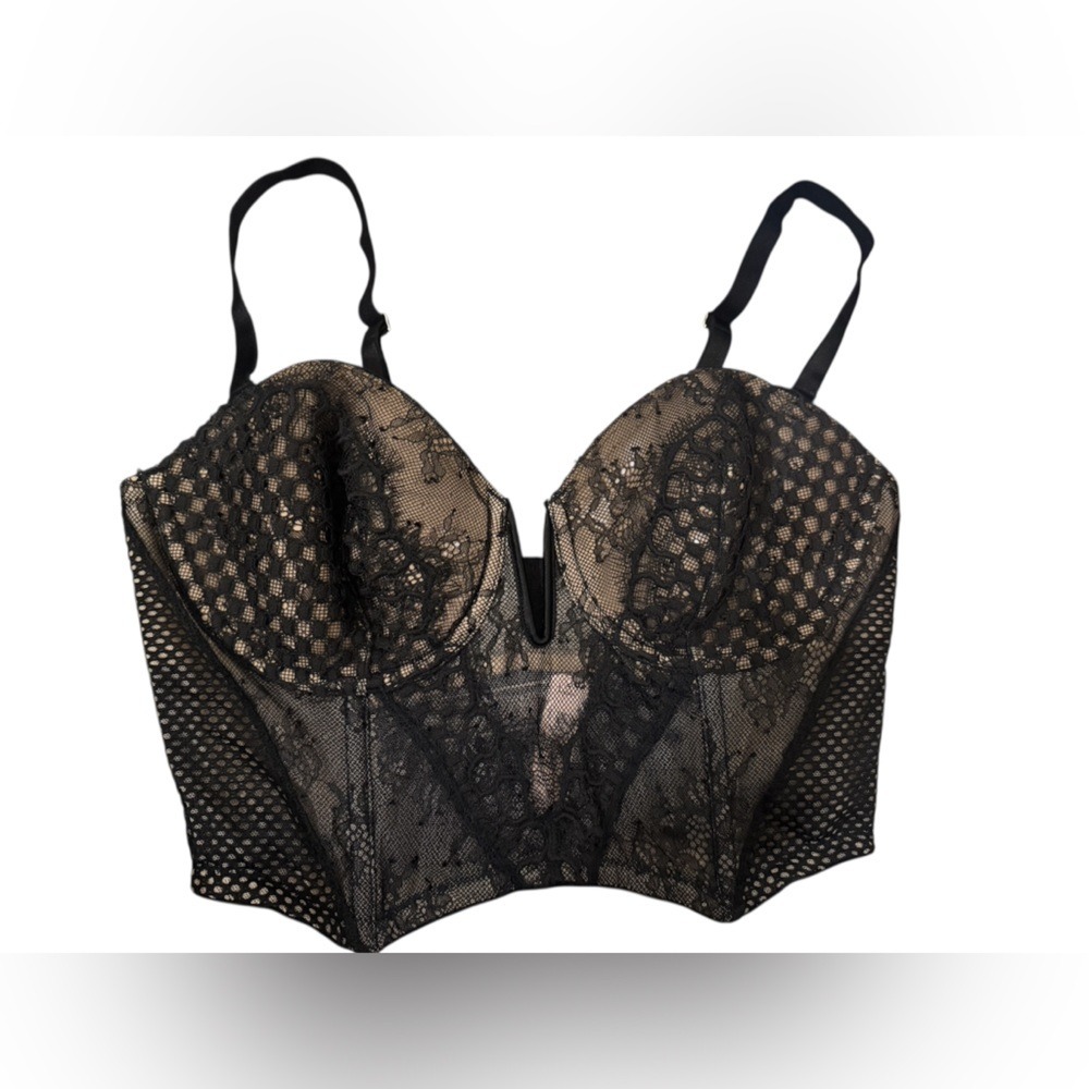 Victoria's Secret Black and Beige Lace Bra Size 36C. - Picture 1 of 3